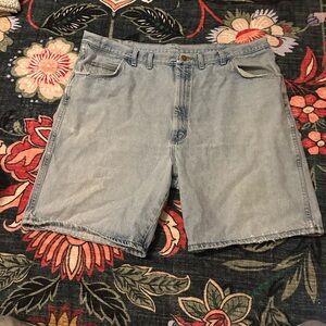 3/$25 🤠 Vintage Wrangler Rugged Wear Denim Shorts 8” Light Wash M 40-42 W 18-20